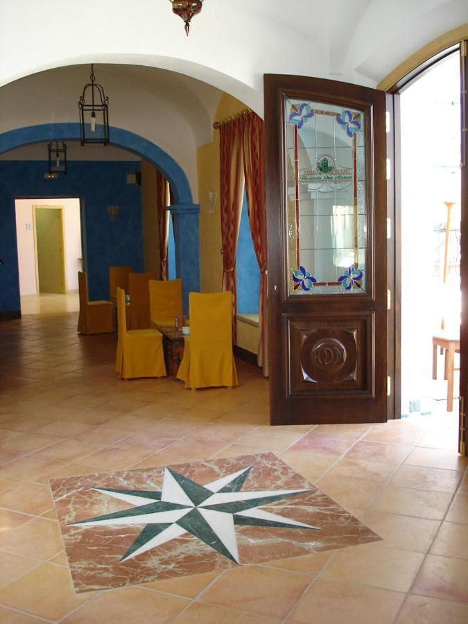 Hotel Hacienda Don Manuel Гранха-де-Торреэрмоса Экстерьер фото